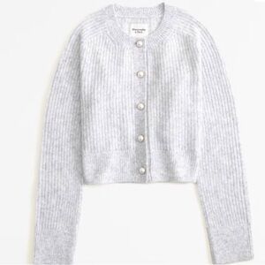 Abercrombie & Fitch Light Gray Pearl Button Cardigan